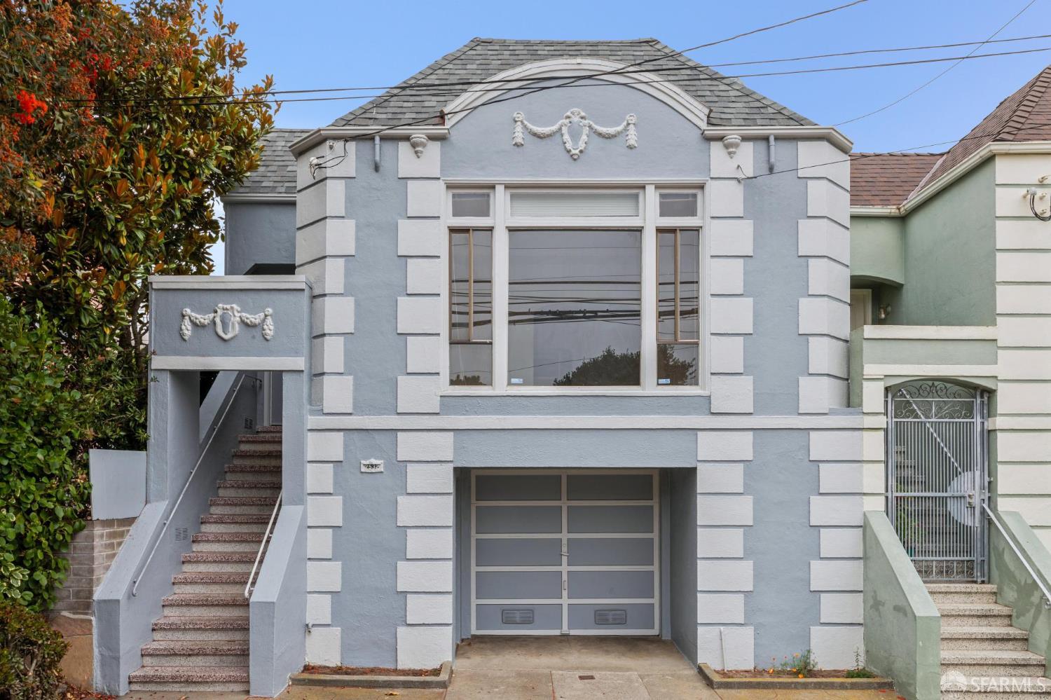 2532 Cabrillo Street