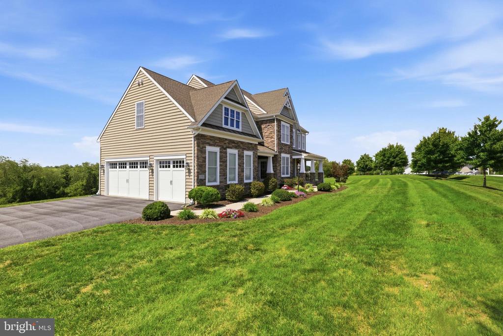 1080 WILD GOOSE COURT