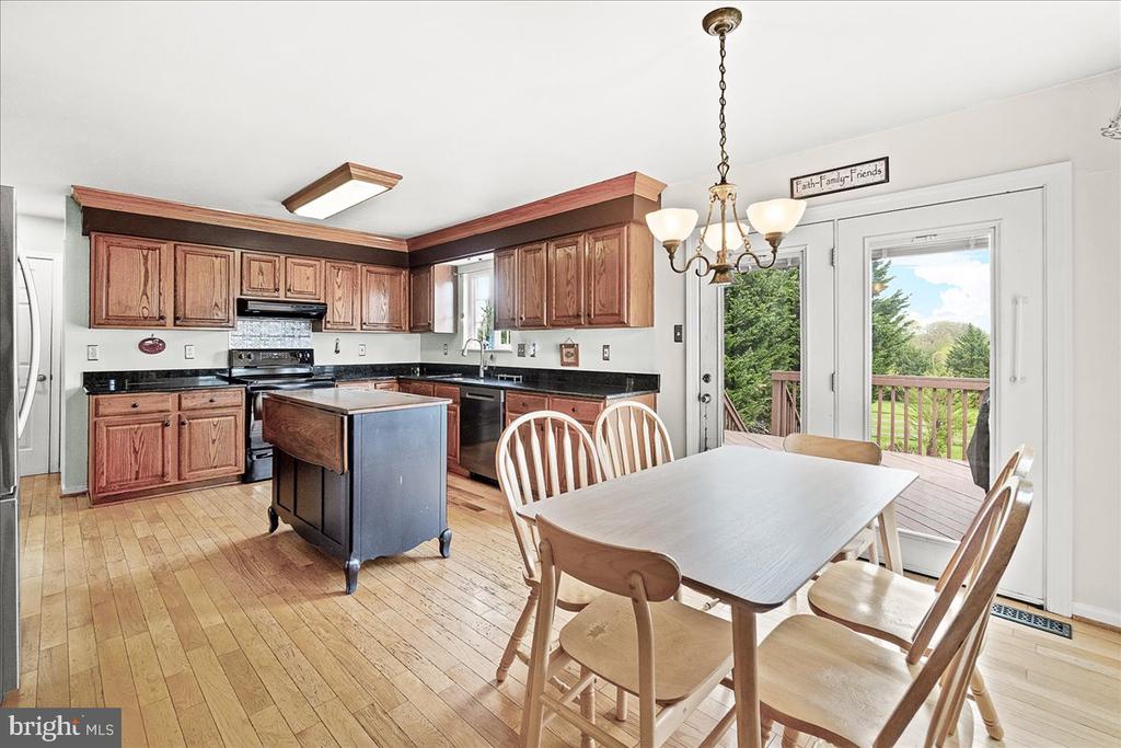 13661 SAMHILL LANE