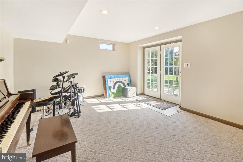 23605 WHITE PEACH COURT
