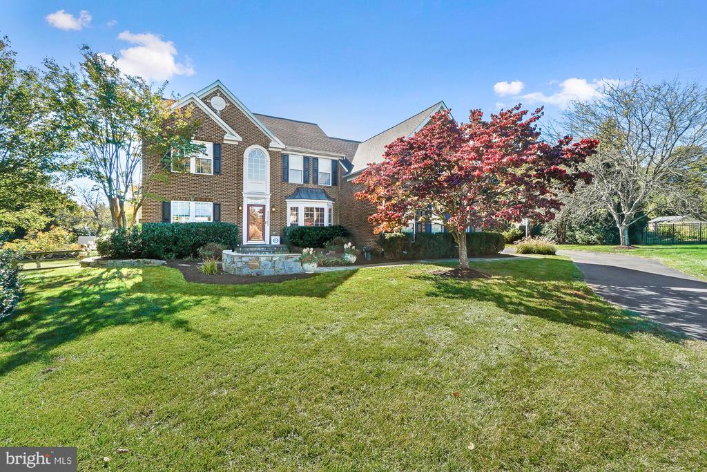 23605 WHITE PEACH COURT