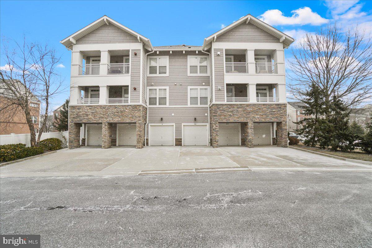 23730 CLARKSMEADE DRIVE 203