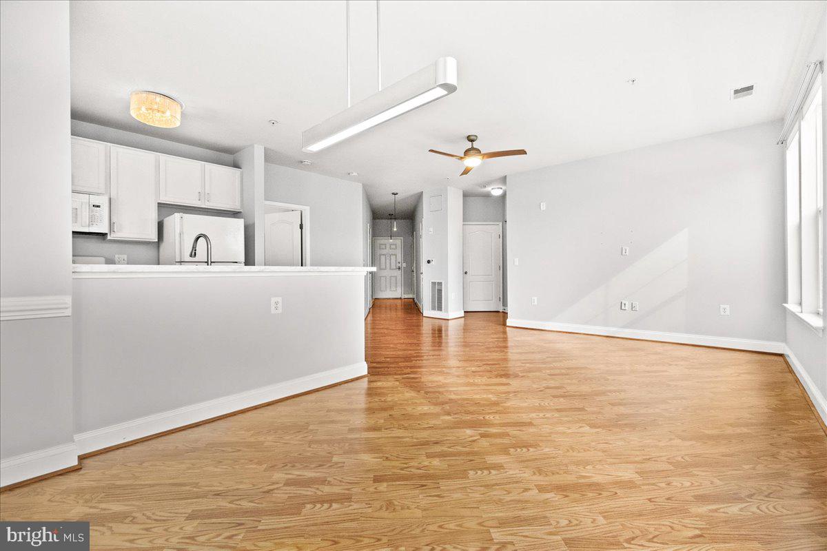 23730 CLARKSMEADE DRIVE 203
