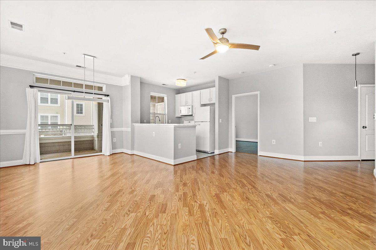 23730 CLARKSMEADE DRIVE 203