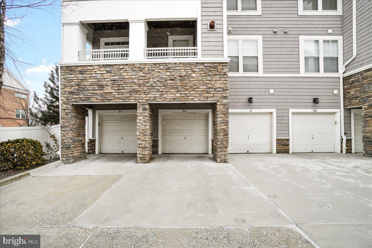 23730 CLARKSMEADE DRIVE 203