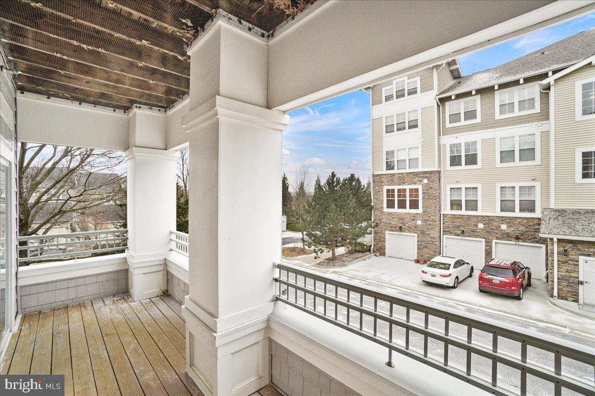 23730 CLARKSMEADE DRIVE 203