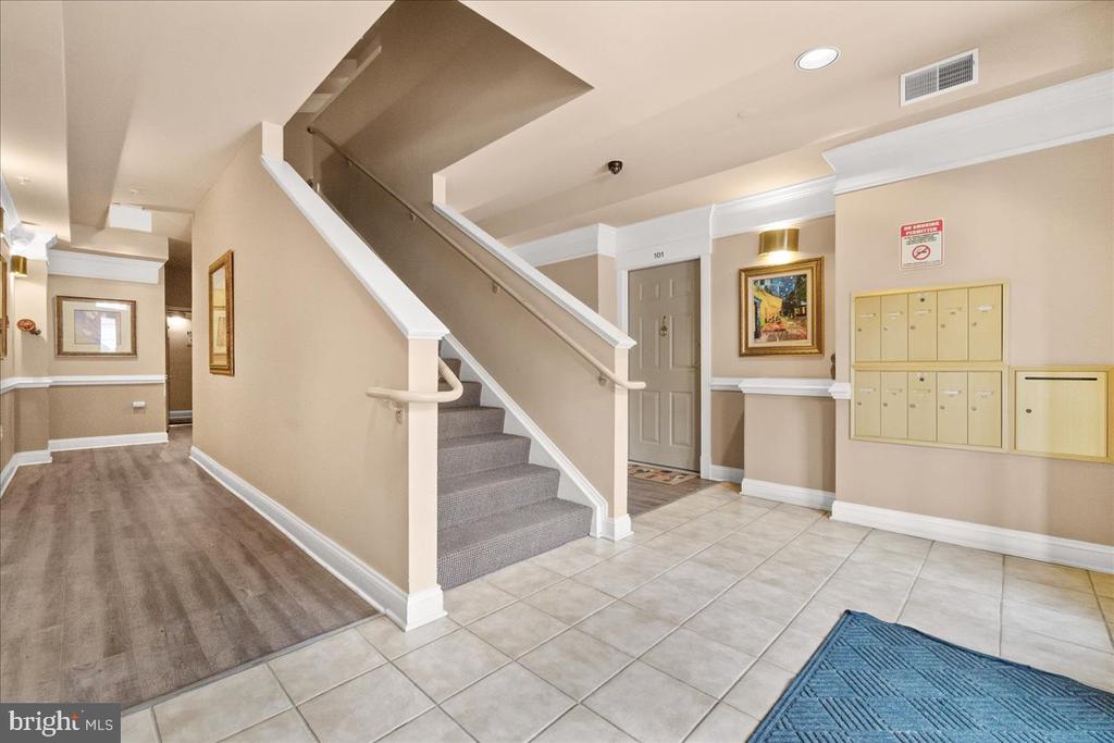 23730 CLARKSMEADE DRIVE 203