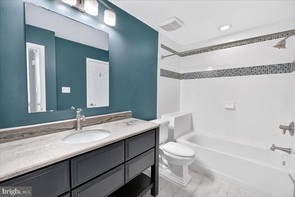 10848 ANTIGUA TERRACE 201