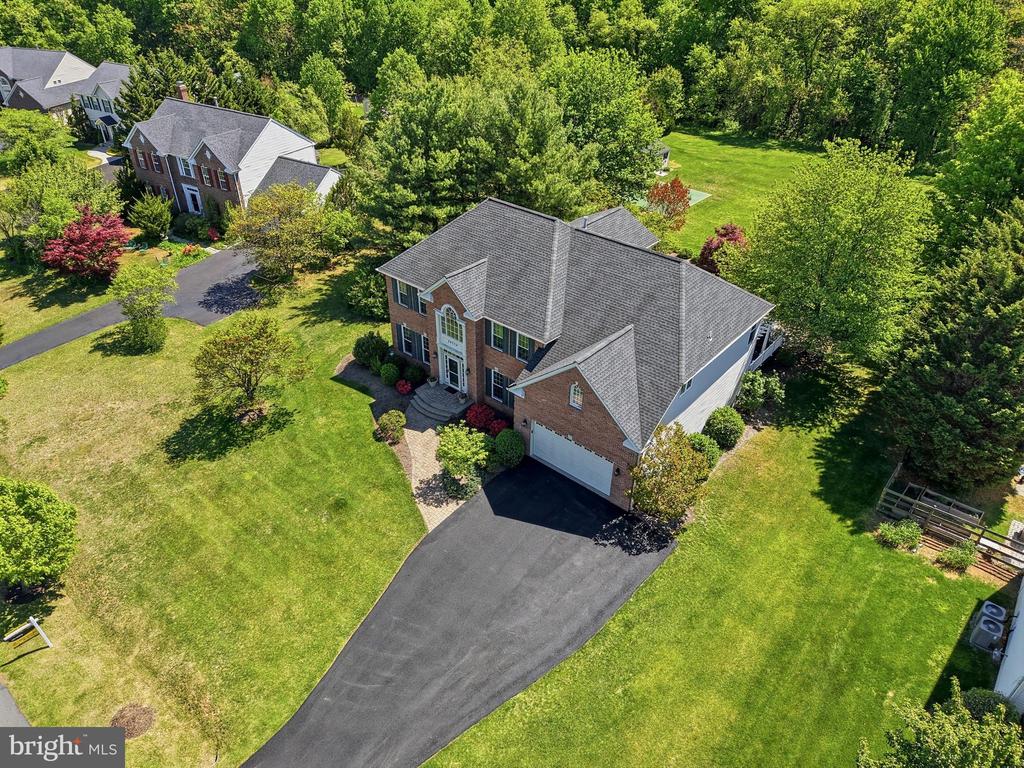 24213 HAILEY DRIVE