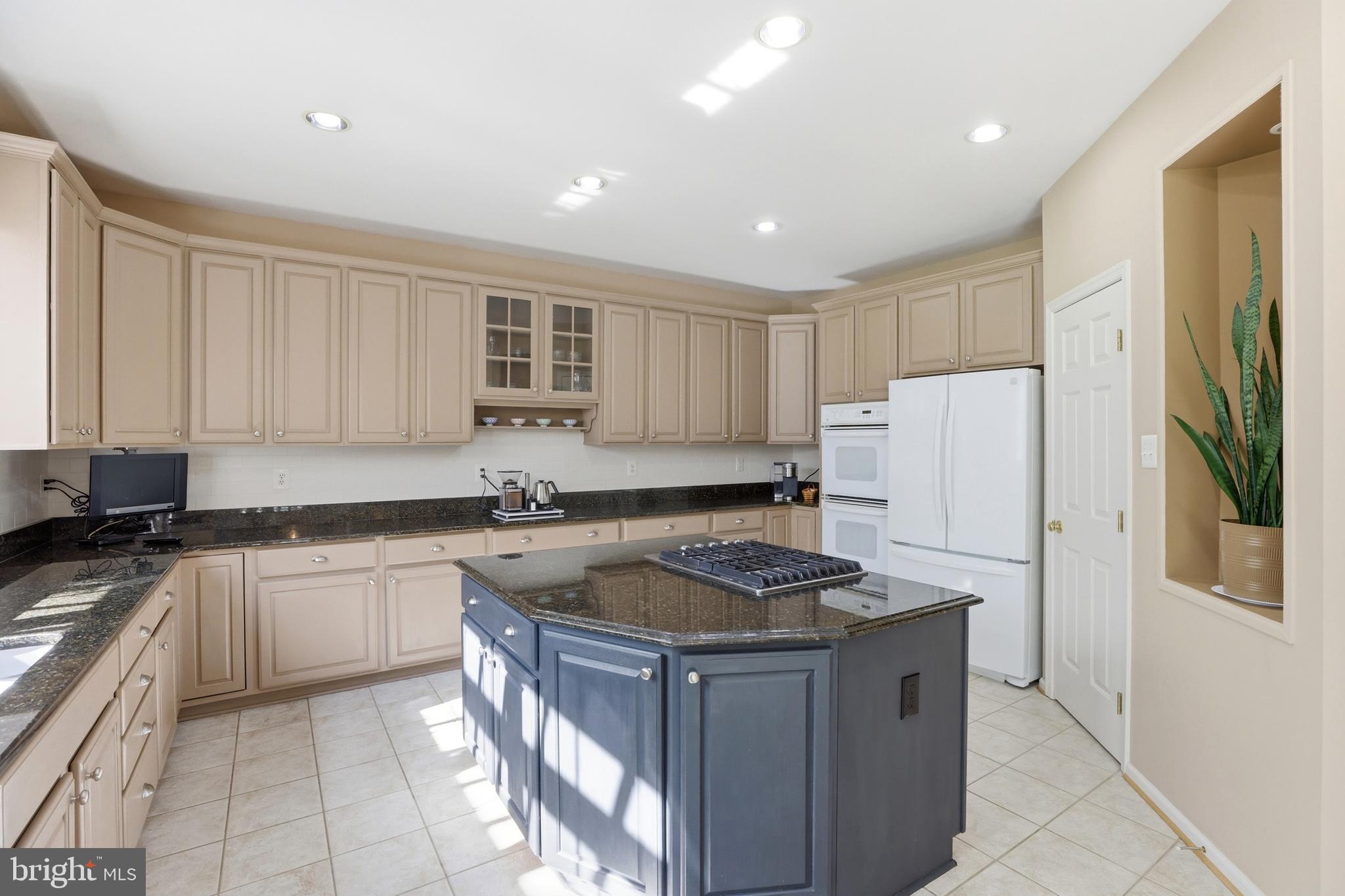 24213 HAILEY DRIVE