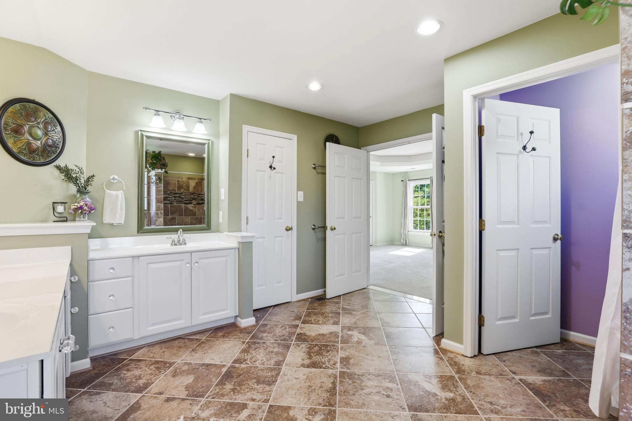 24213 HAILEY DRIVE
