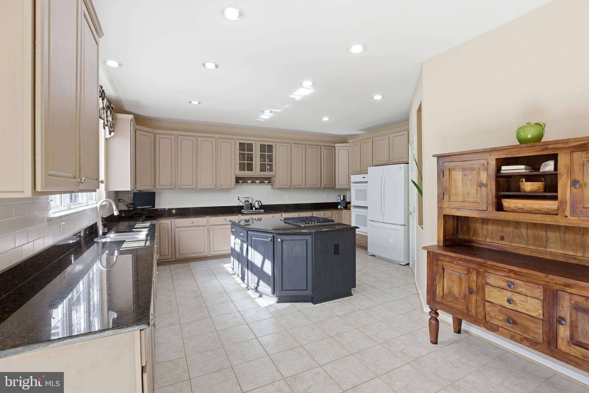 24213 HAILEY DRIVE
