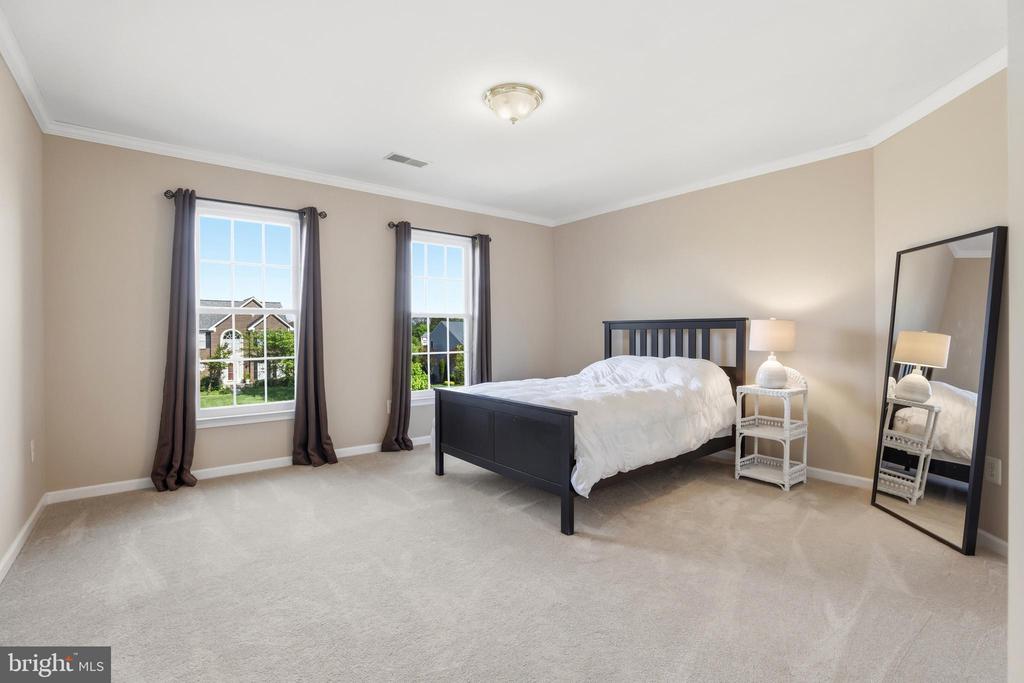 24213 HAILEY DRIVE