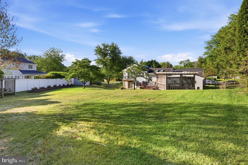 10405 CARLYN RIDGE ROAD