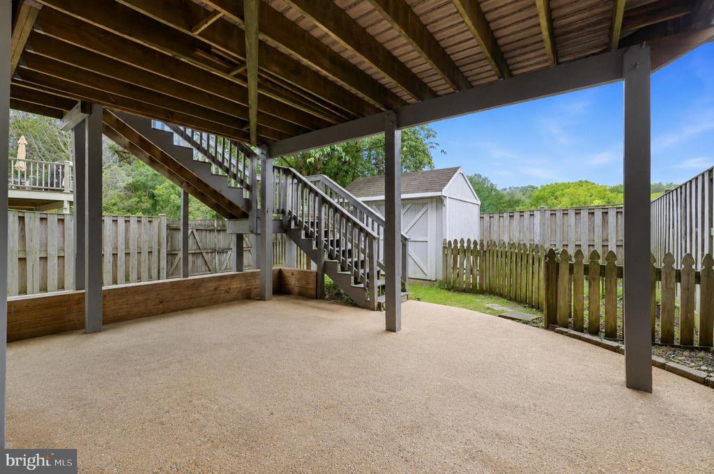 9583 WHITE PILLAR TERRACE