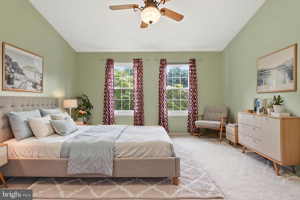9583 WHITE PILLAR TERRACE