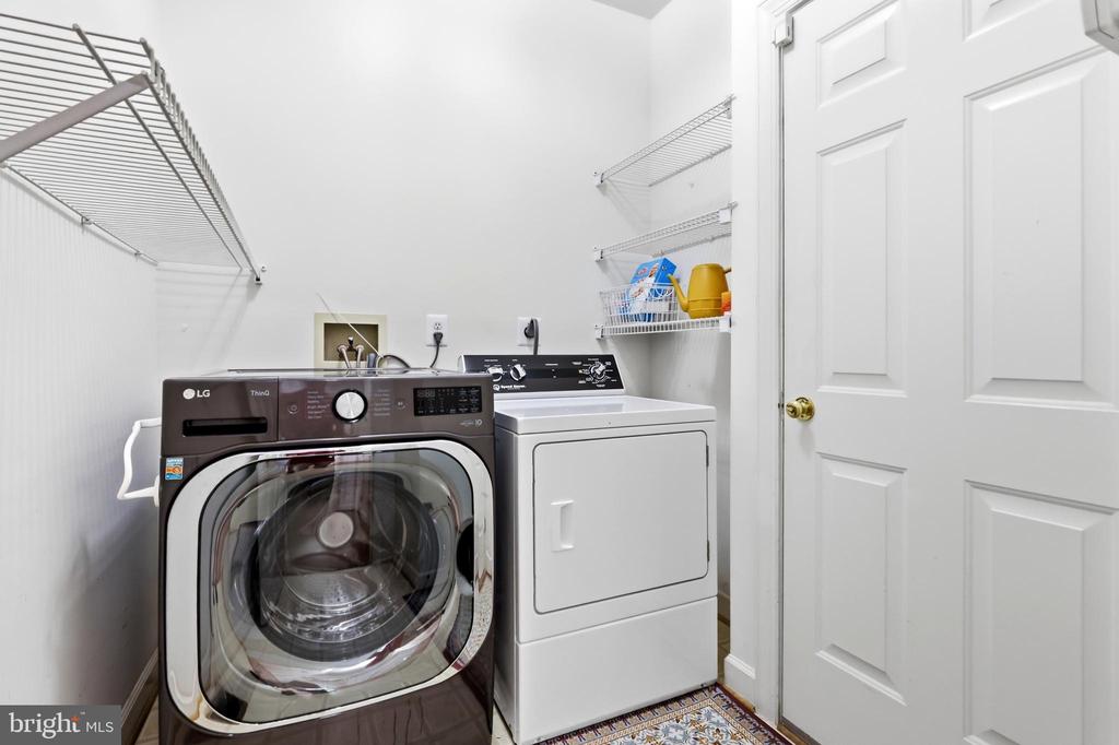 2 CROSSCUT COURT