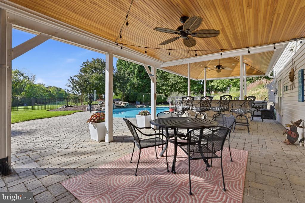 25823 BOWMAN ACRES LANE