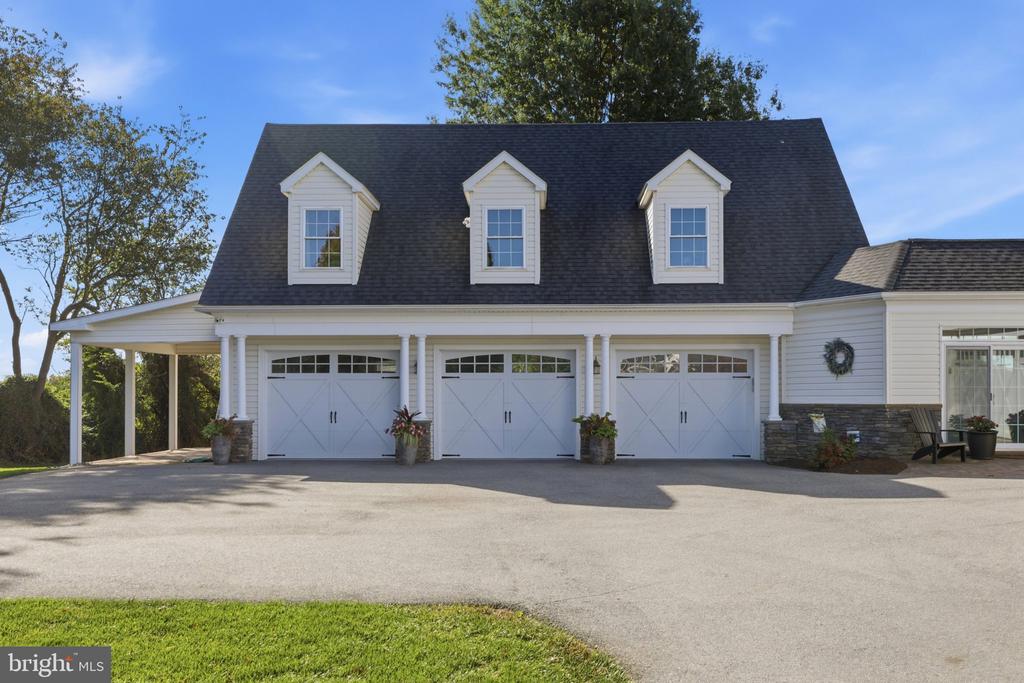 25823 BOWMAN ACRES LANE