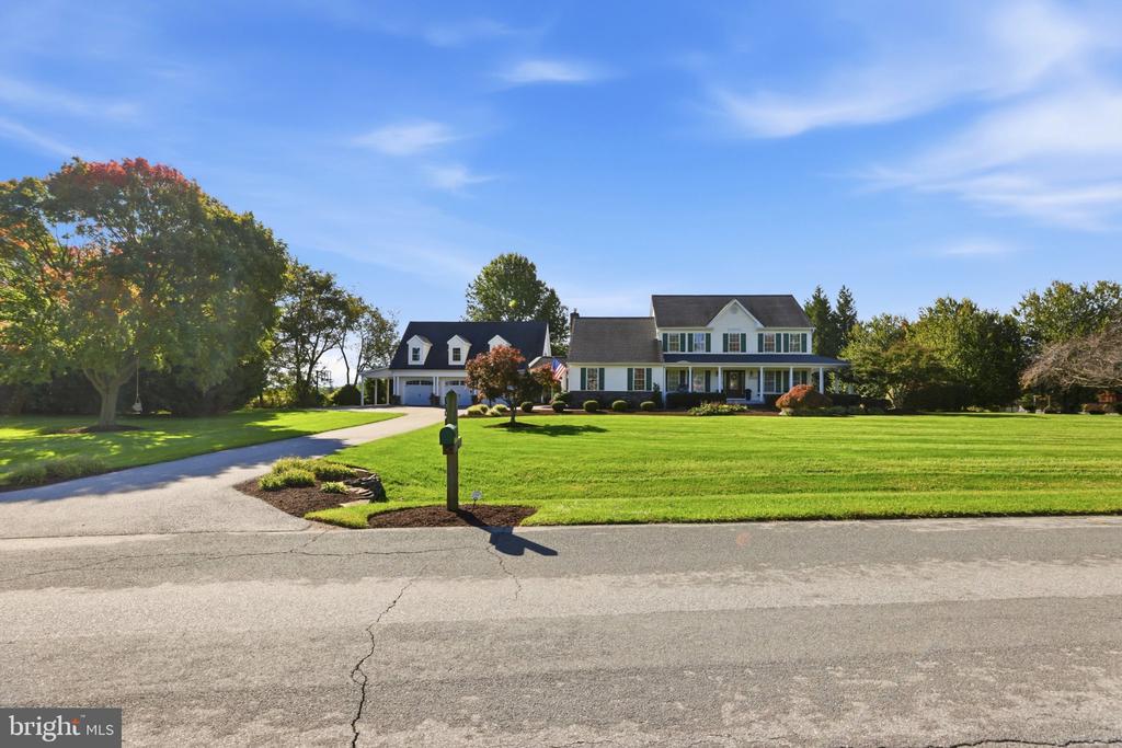 25823 BOWMAN ACRES LANE