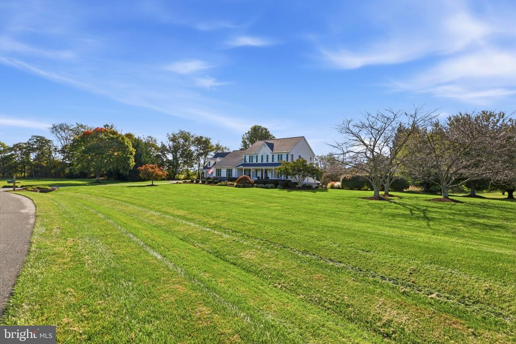 25823 BOWMAN ACRES LANE