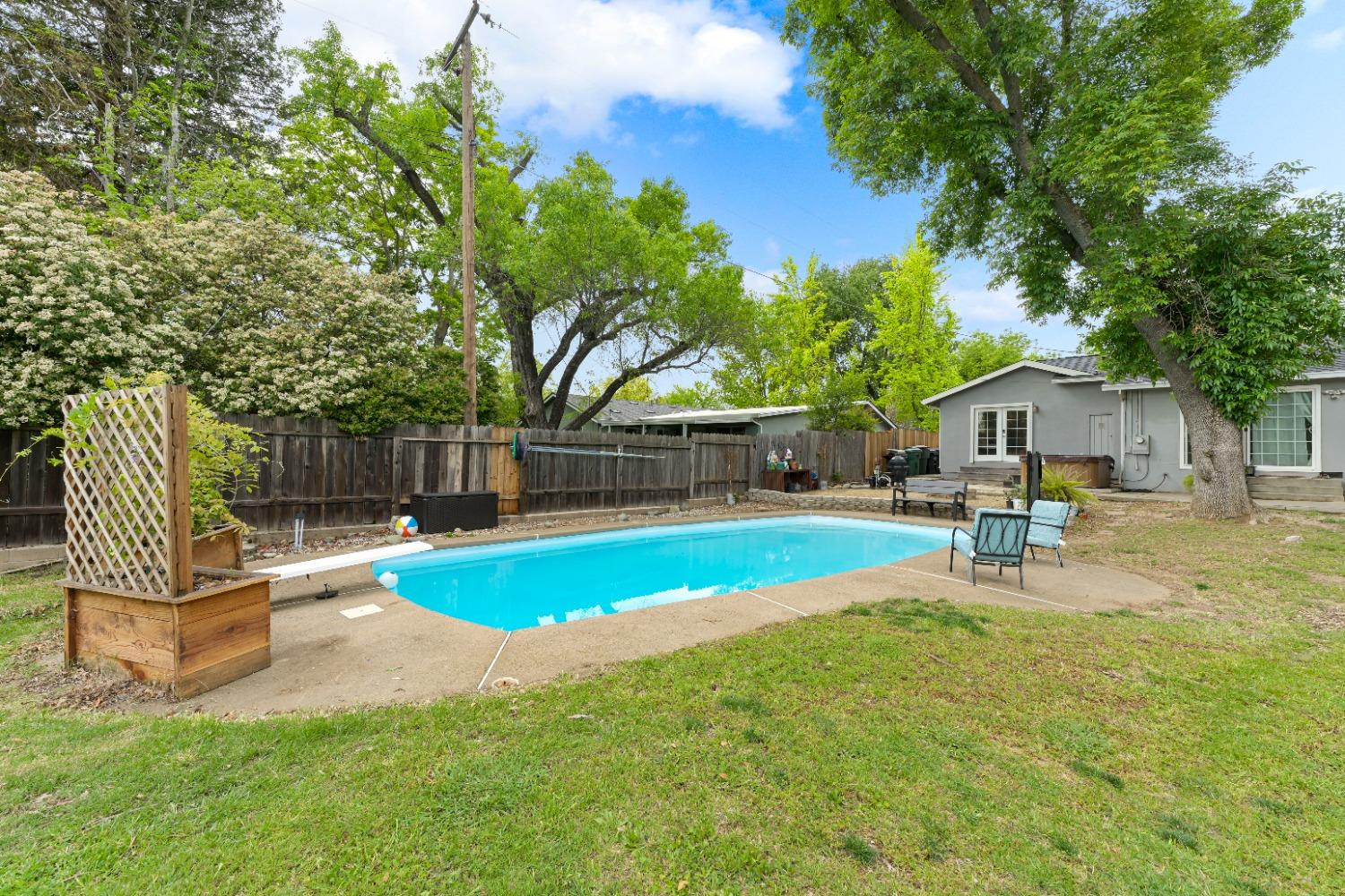 5500 Turnbull Circle