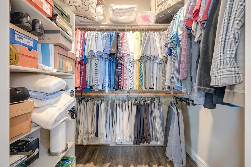 2142 Tienda Drive