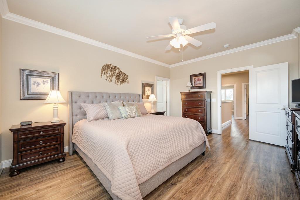 2142 Tienda Drive