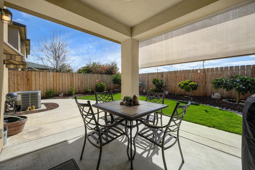 2142 Tienda Drive