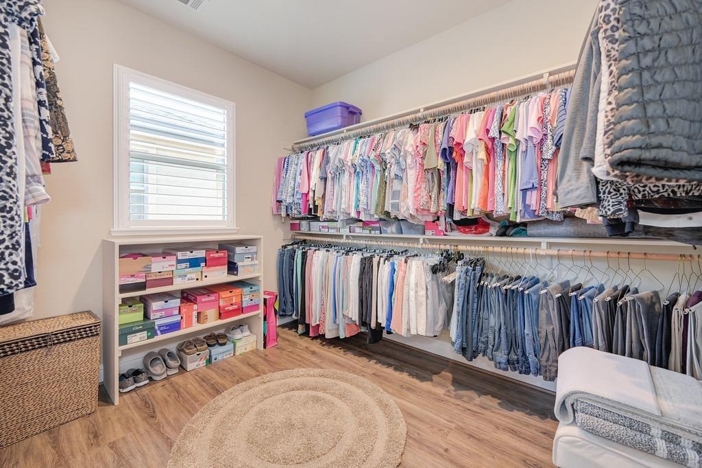 2142 Tienda Drive