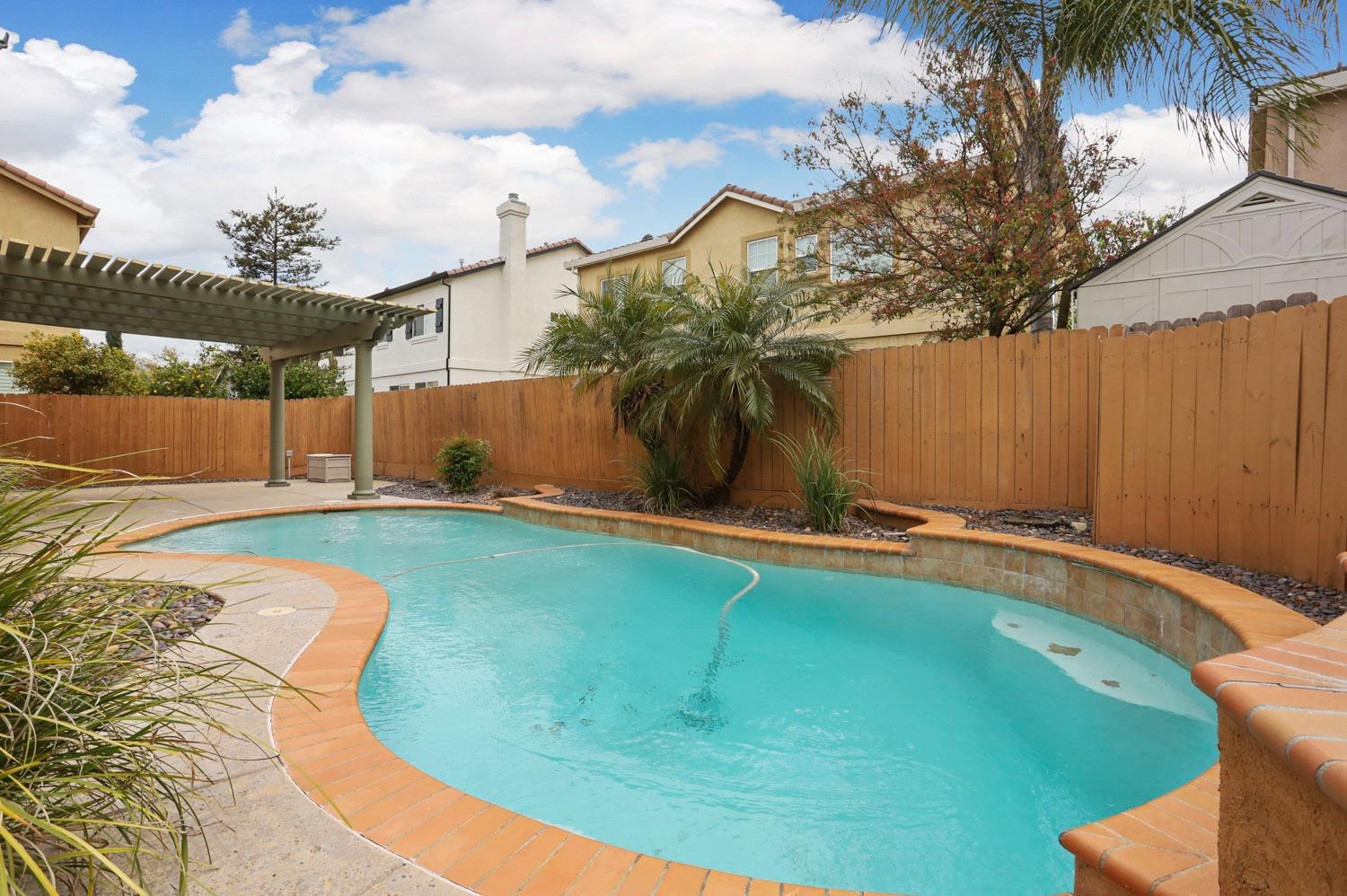 2336 Alamo Court
