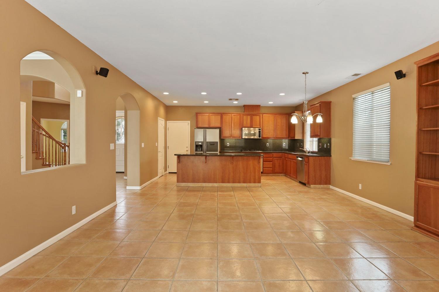 2336 Alamo Court