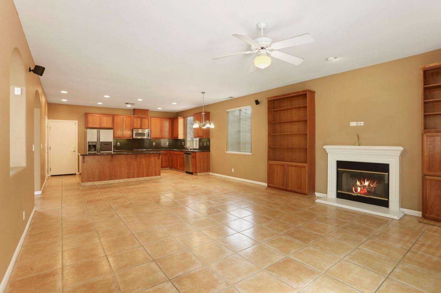 2336 Alamo Court