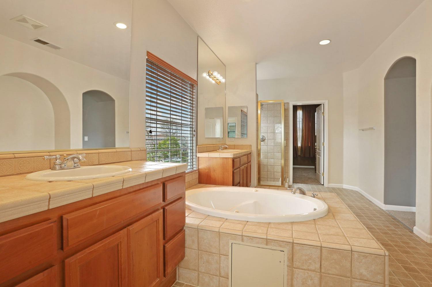 2336 Alamo Court