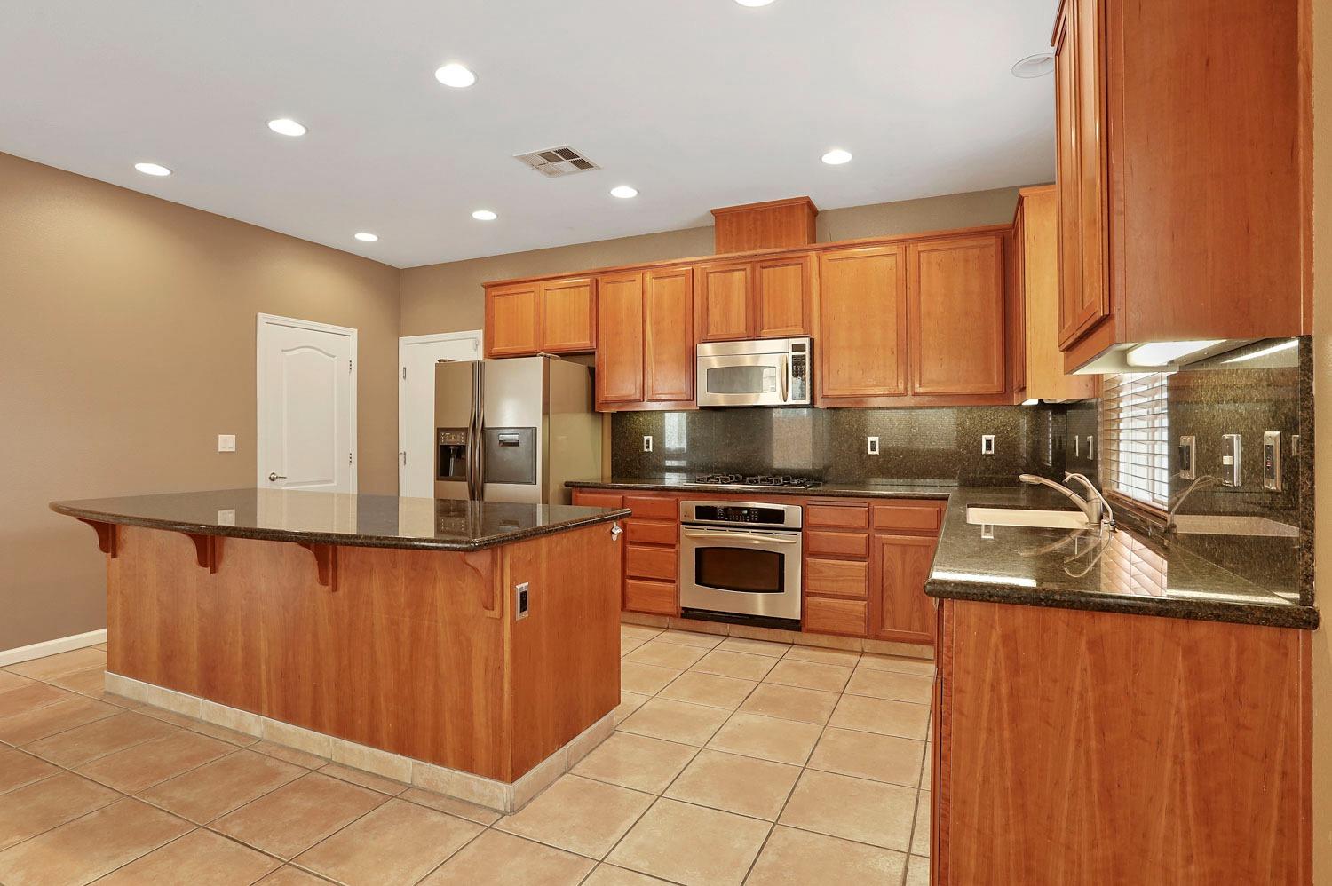2336 Alamo Court