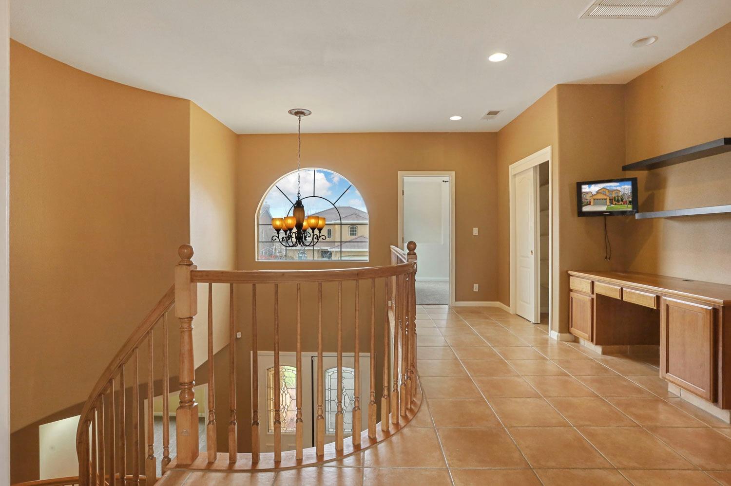 2336 Alamo Court