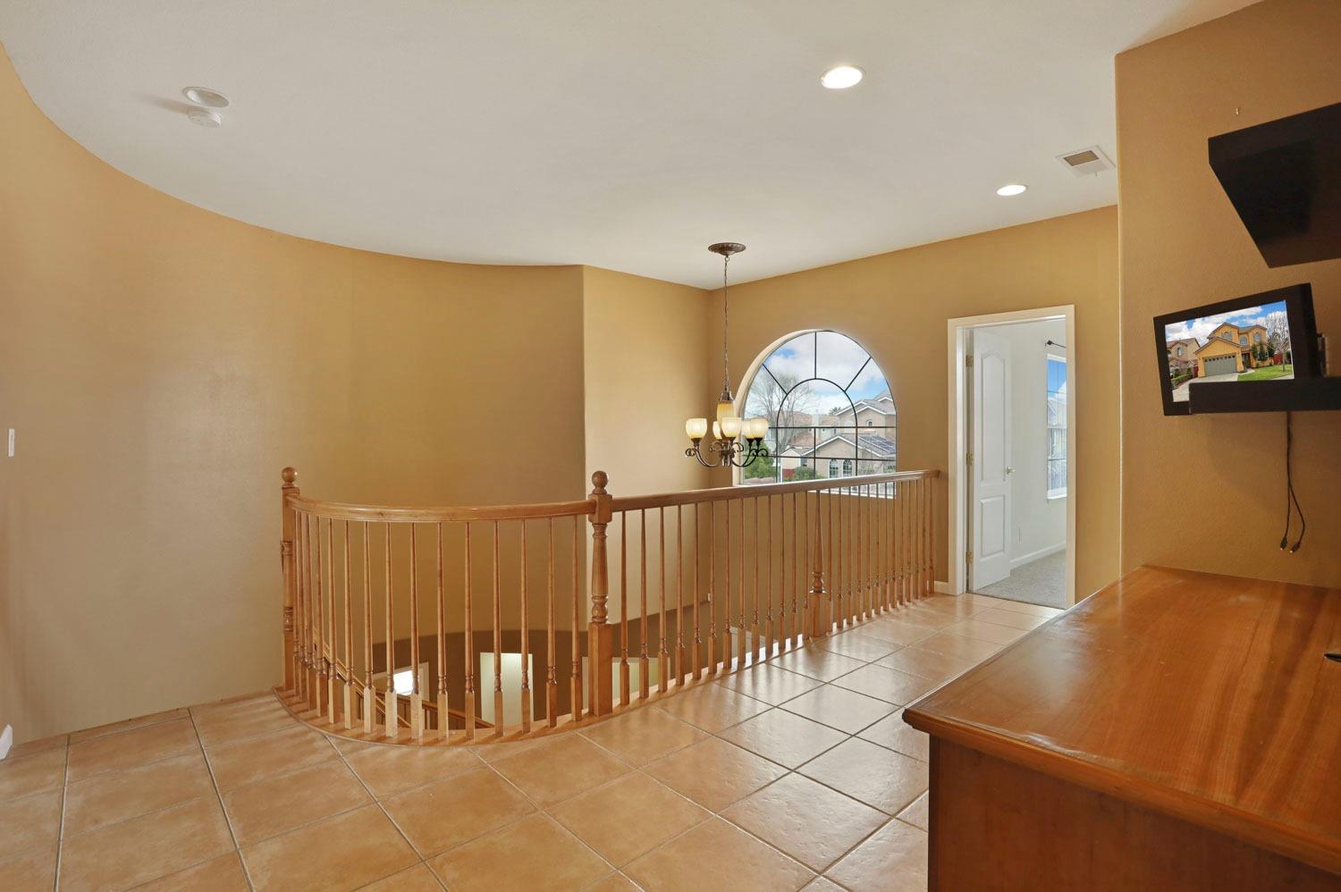 2336 Alamo Court