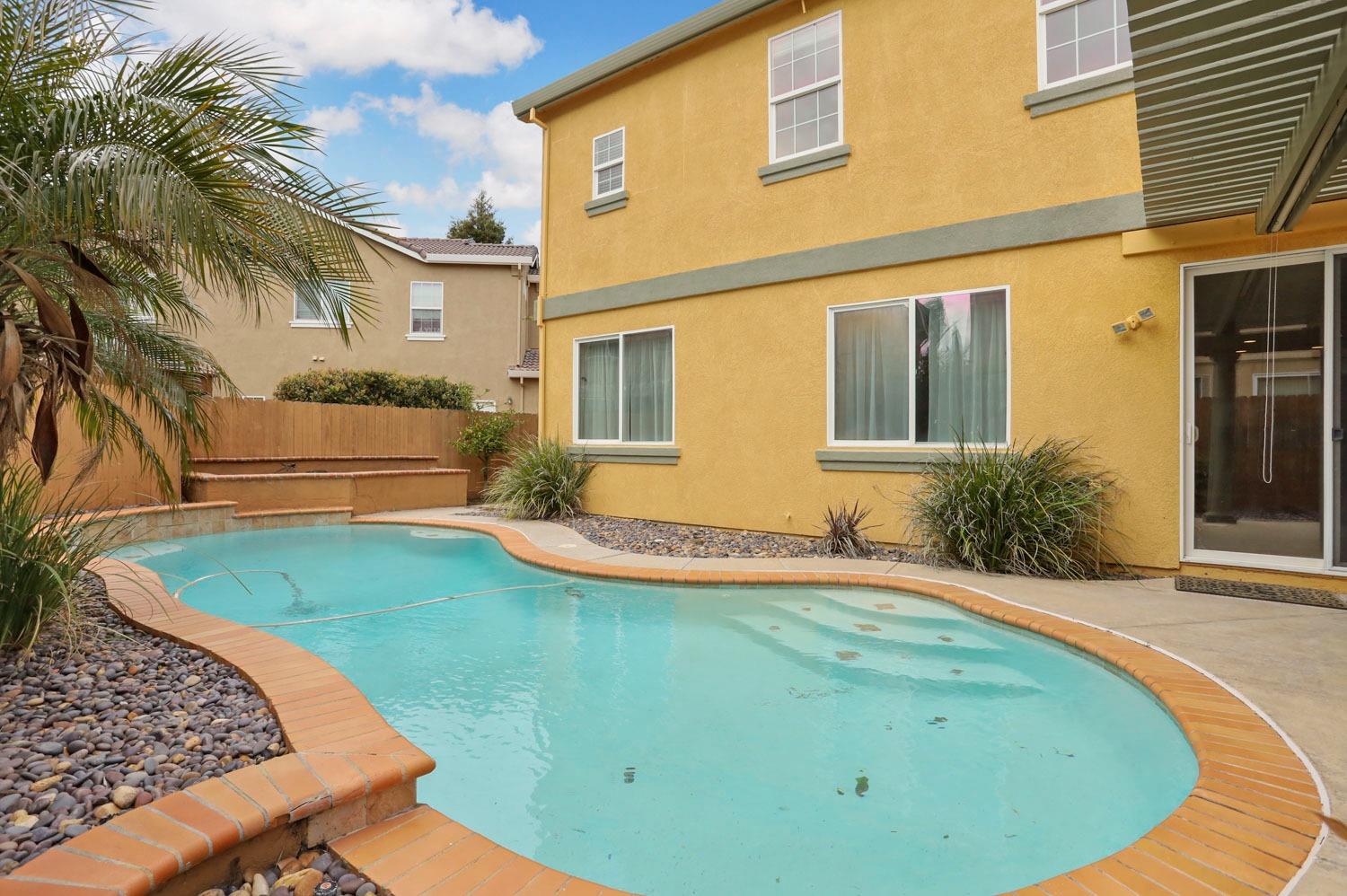 2336 Alamo Court