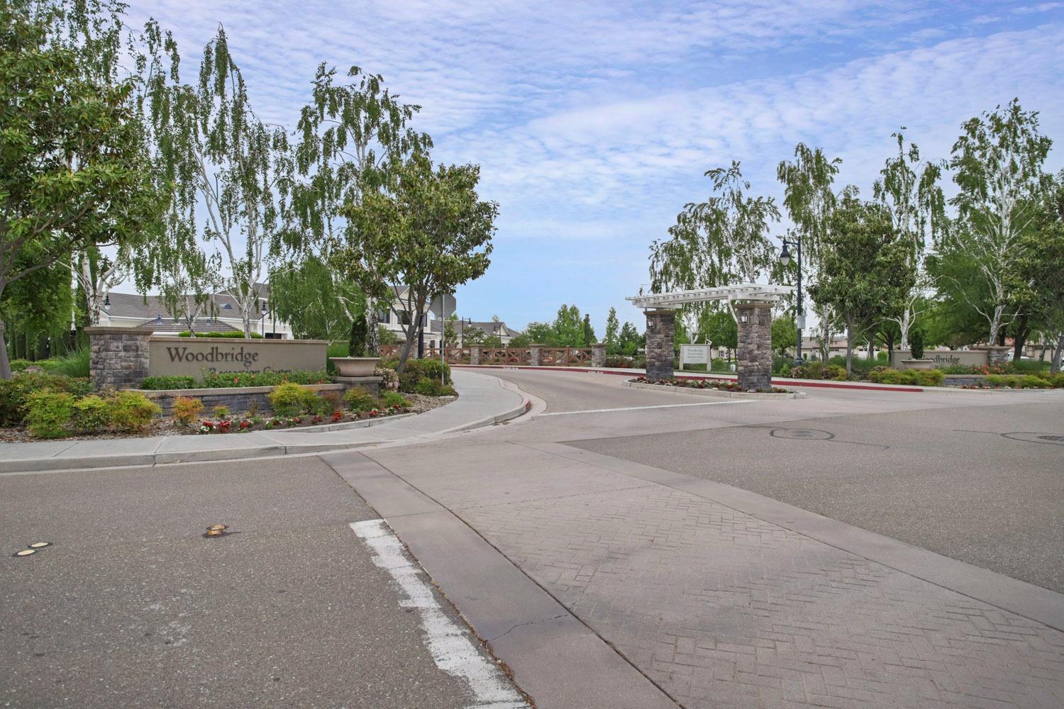 2255 Bellchase Drive