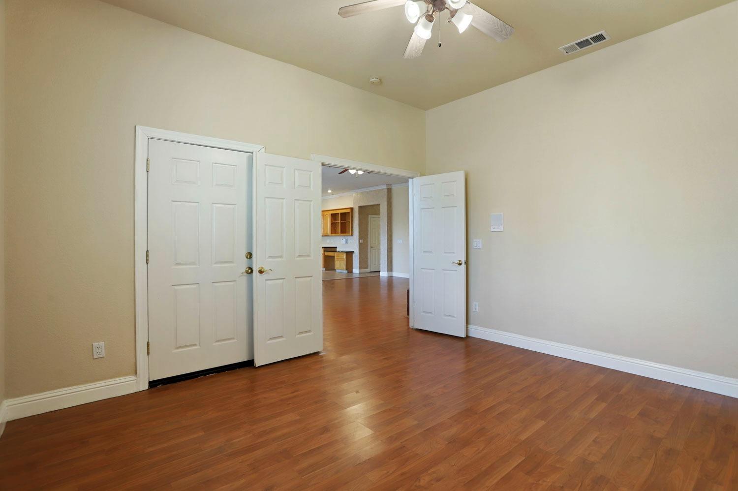1050 Sweet Pea Place