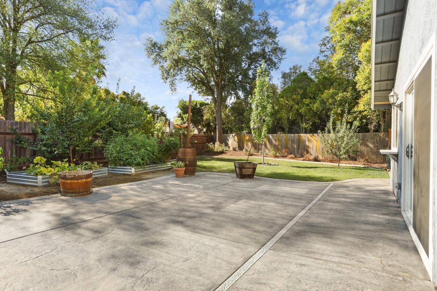 9964 Stone Oak Way
