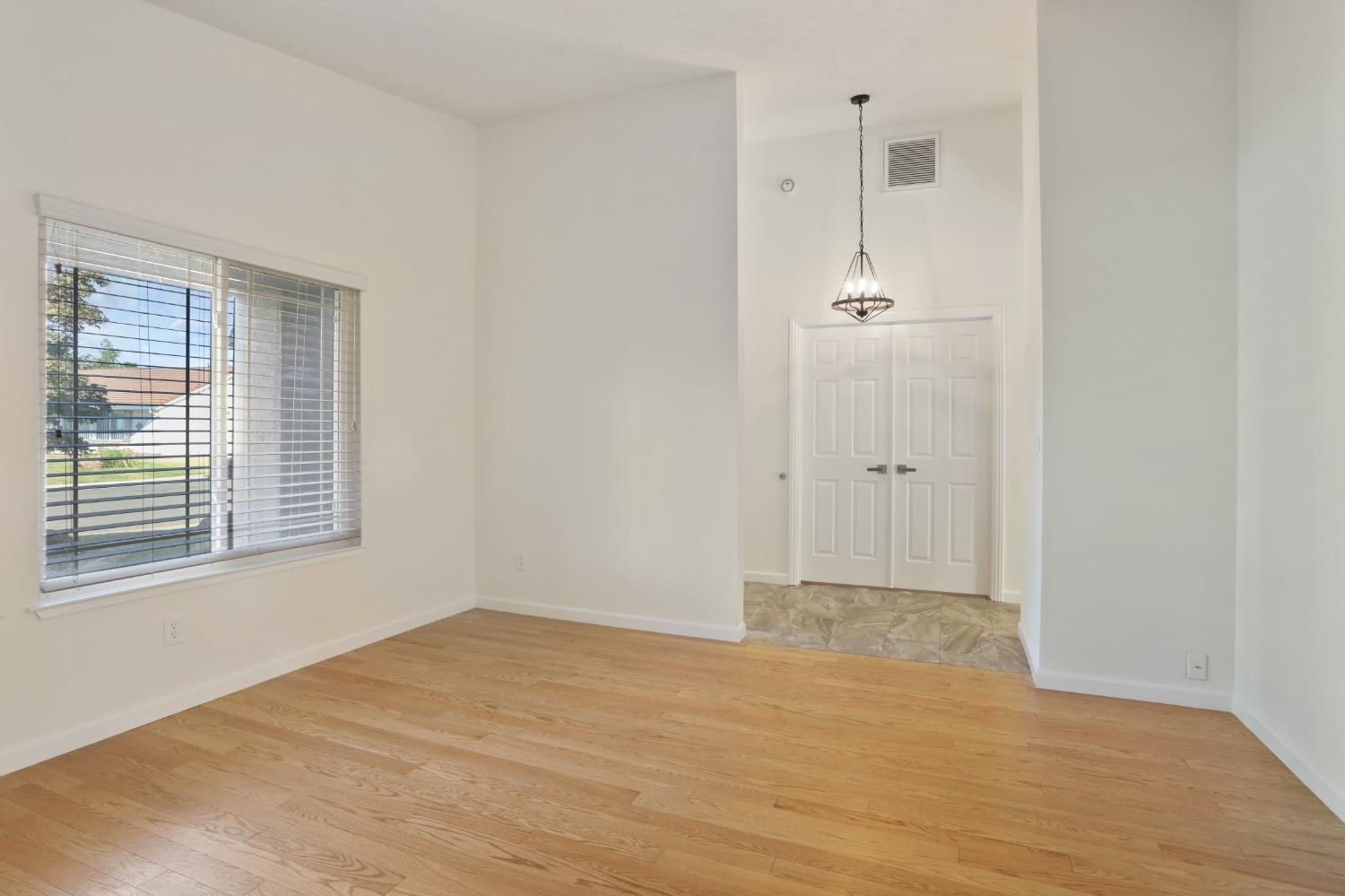 9964 Stone Oak Way