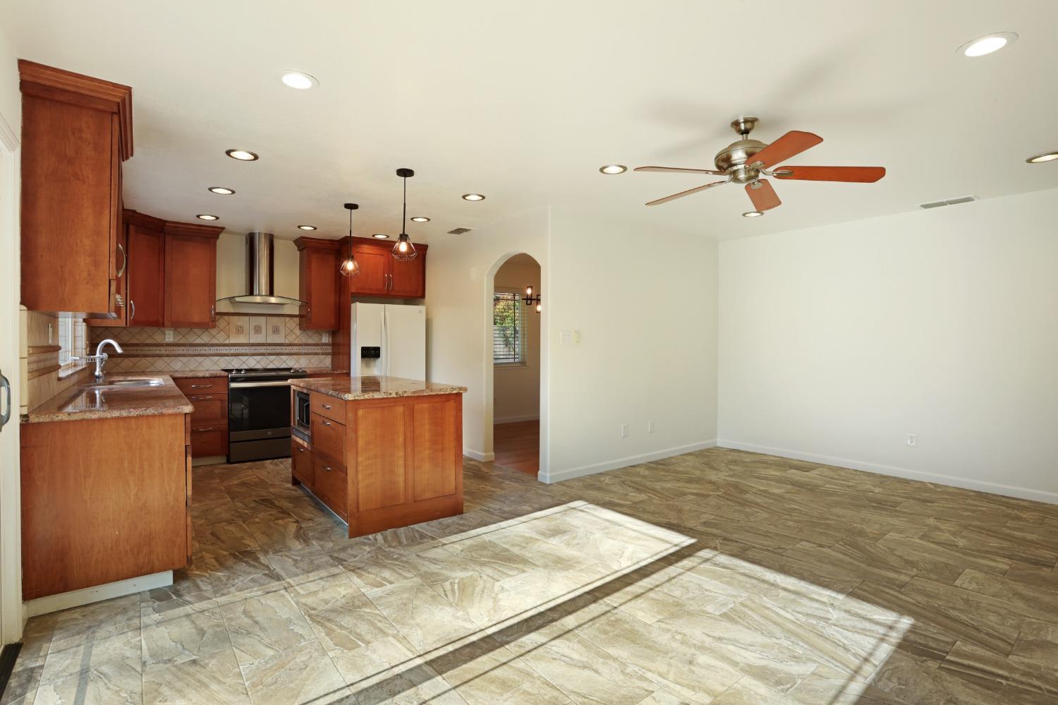 9964 Stone Oak Way