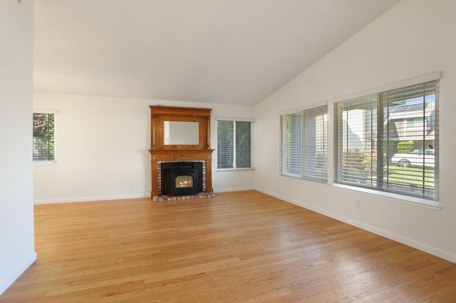 9964 Stone Oak Way
