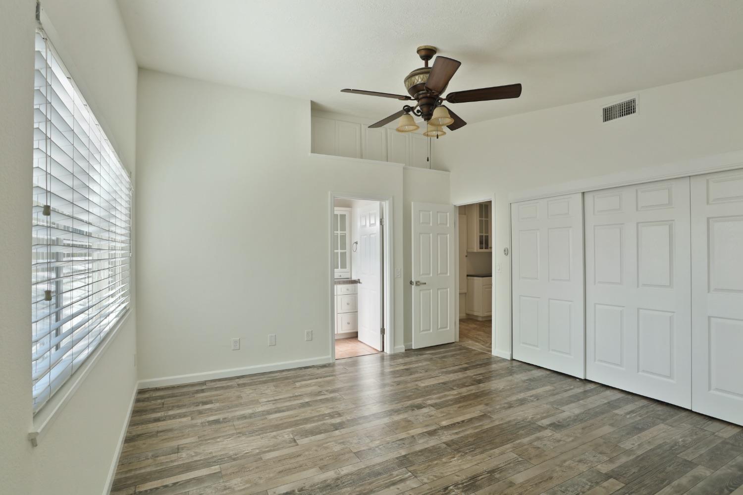 9964 Stone Oak Way