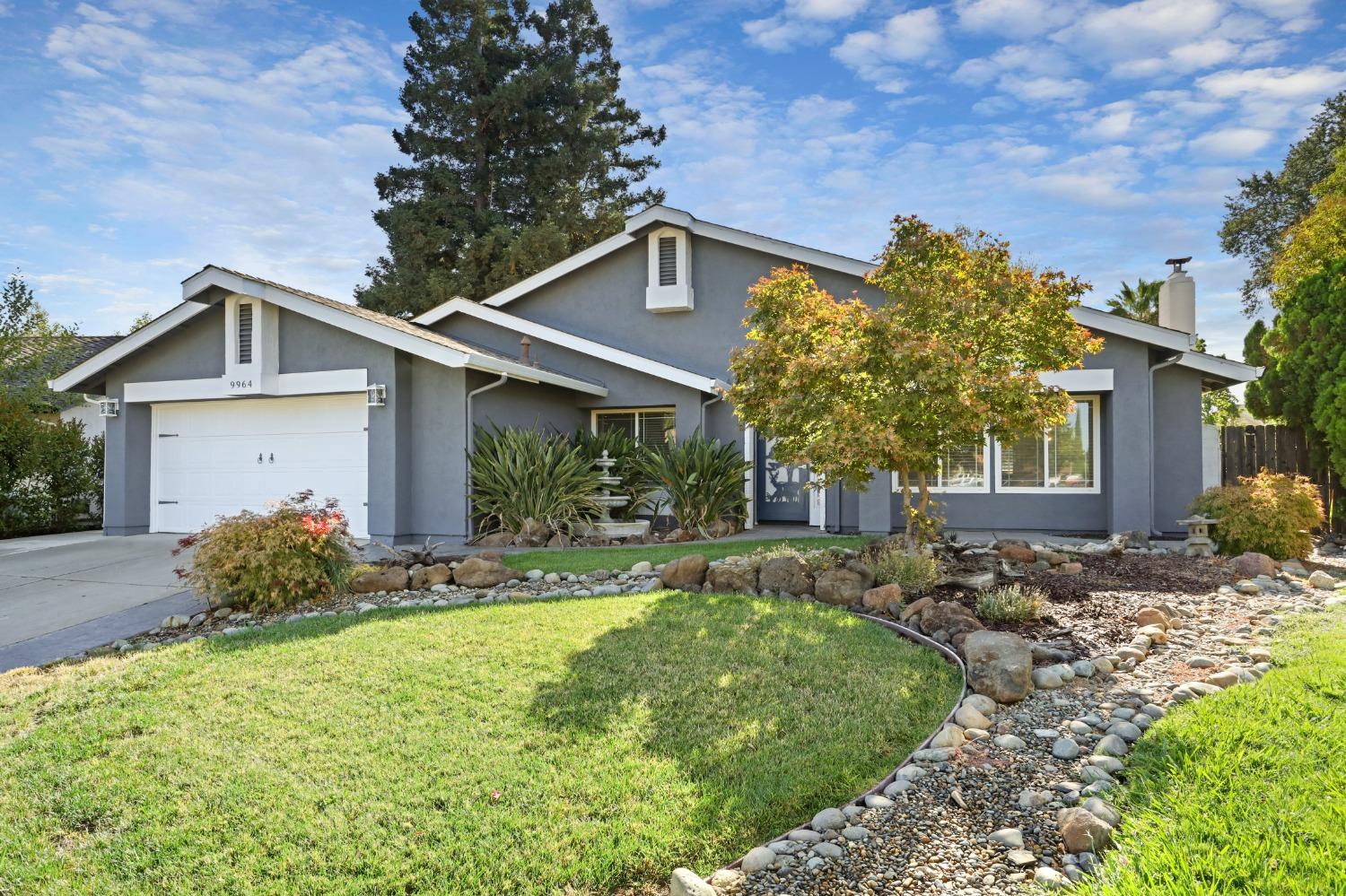 9964 Stone Oak Way