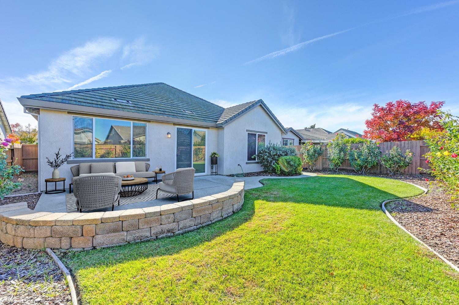 7446 Chatsworth Circle