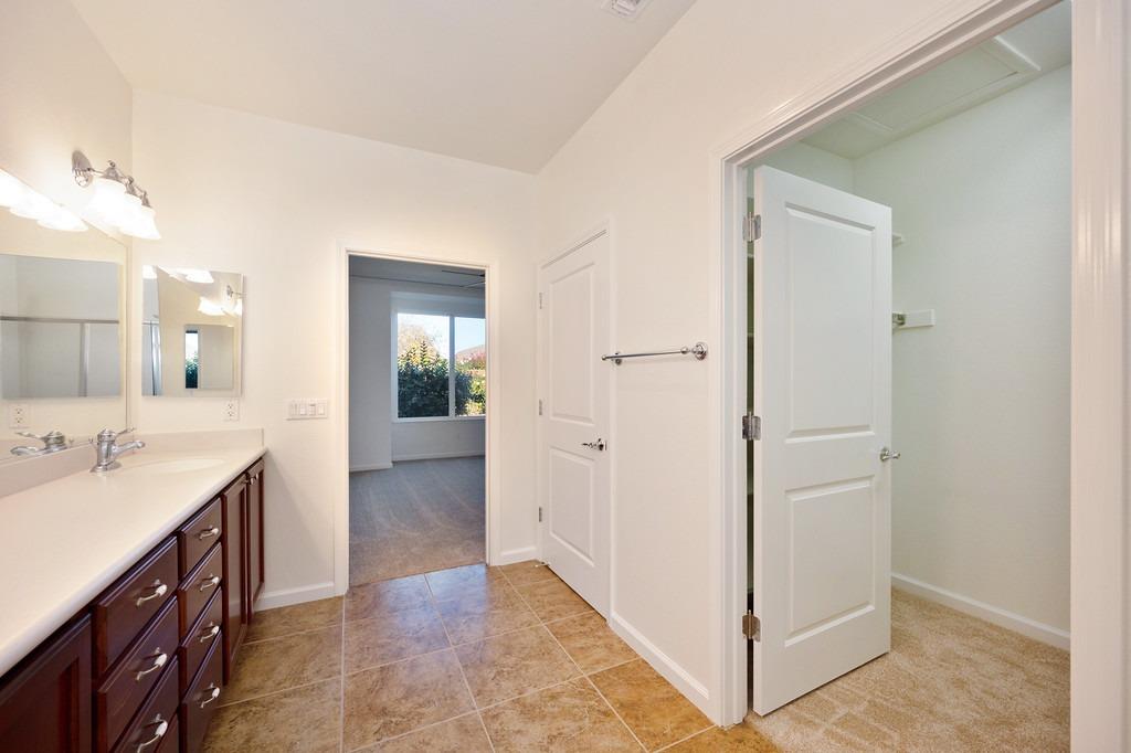 7446 Chatsworth Circle