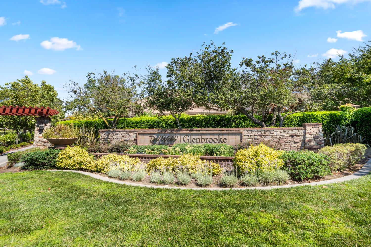 7446 Chatsworth Circle