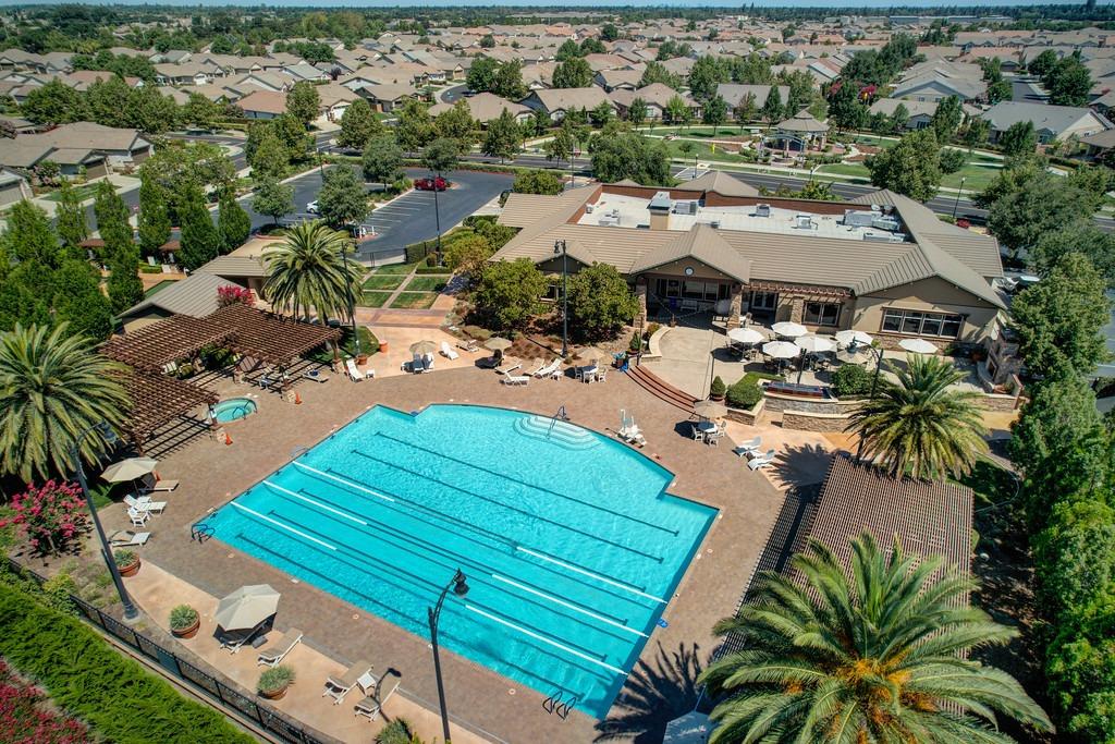 7446 Chatsworth Circle